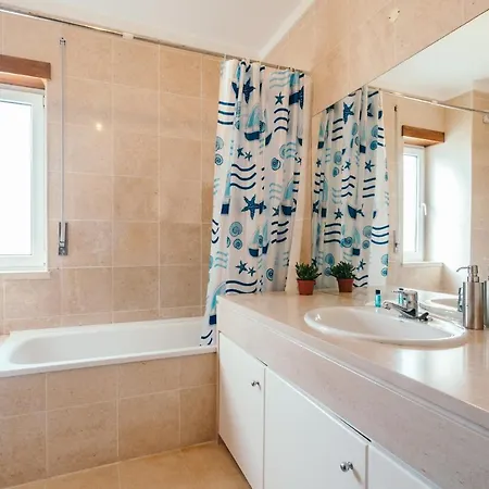 Appartement 27: Duplex Baleal Retreat *