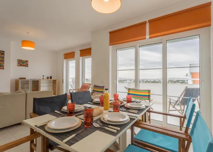 Apartment 27: Duplex Baleal Retreat Peniche